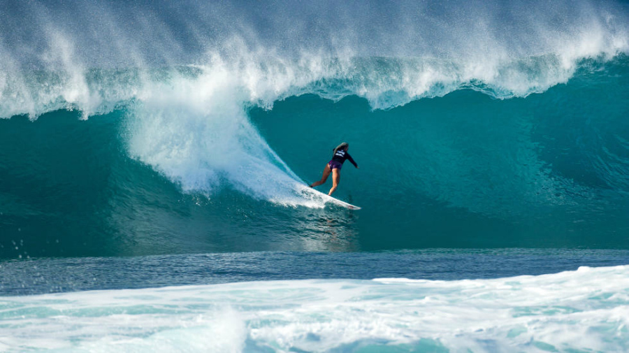 A picture I stole off the internet of somebody else surfing in Lahinch :-)